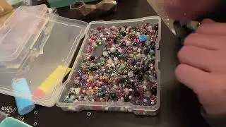 relaxing bead sorting asmr with no talking ✨ (looped)