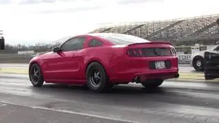 2013 Mustang GT 100 Shot Nitrous Run - 10.56!