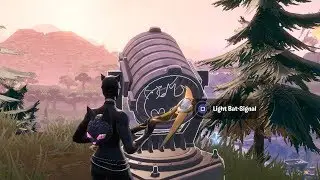 Light up different Bat Signals outside of Gotham City Guide - Fortnite (Welcome to Gotham City)