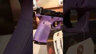 Which purple gun would you choose??? 😱💥💥🔫 #shortsvideo #guns