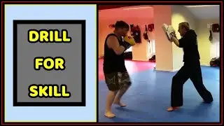 Boxing Combination Drill for Skill on the Pads