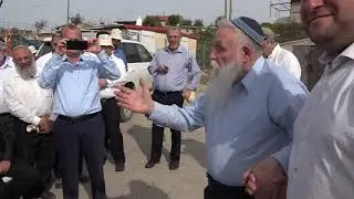 Rav Druckman's Blessing at Havat Gilad