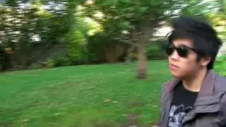 Chinese Guy knows KUNG FU?