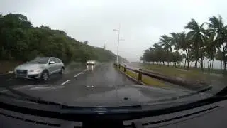 CYCLONE HOLA - PROMENADE PIERRE VERNIER à MAGENTA
