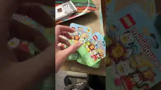 Открываю набор LEGO Series 28 из 6 наборов! 🐸 (Взлом сканера) #youtubeshorts #legoshorts