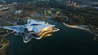 Science fiction museum by ZHA features a fluid roof mimicking a 