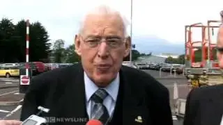 Dr Paisley Visits Gallaghers factory after fire