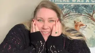 LuLaRoe&rsquo;s Mariah sweater is a snuggly treat! Here&rsquo;s my plus-size fit video!