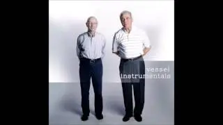 Screen (Official Instrumental) - Twenty One Pilots