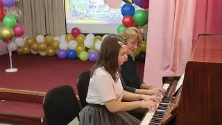 Дуэт А.  Ефанкина и Л. Г.  Никеева, фортепиано