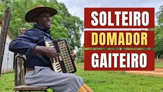 MESMO COM 70 ANOS ELE AINDA DOMA E NÃO PERDE UM BAILE. PRAZER, NEI XAVIER! 