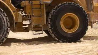 Heavy Construction Rental Solution for Jobsite in Saudi Arabia