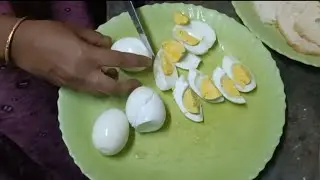 Crispy Bread Egg Puff snacks | சுவையான பிரெட் எக் பஃப் | Tamil | Guga kitchen 