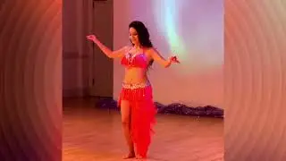 Gabriela Figueroa dances to Momentum