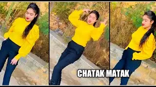 Gaj Ka Ghunghat Kaad Chali Matak Matak || Million Music