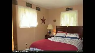 RE/MAX Realty Professionals - 2922 S Market Place