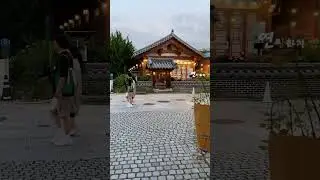 Jeonju - Evening walk through Hanok Village with OST #whichisbetter? #jeonju #hanokvillage #ost
