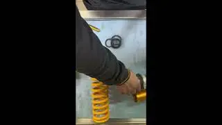 Servisare Amortizor Ohlins Honda CRF150R