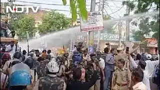 Farmers Protest: Water Cannons Used As Farmers Protest At Haryana Chief Minister's House