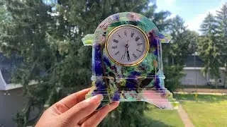Diy Resin Mantel Clock with real flowers 🌺 🕰️ 