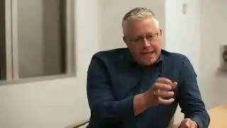 Chainlink     The oracle problem is the challenge of connecting smart contracts to off chain resourc