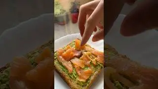 Tartine Saumon Avocat : 2 min pour une recette saine & gourmande 🥑