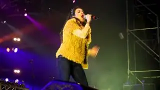 Charli XCX - Doing It (Carmada Remix) Live @ Groovin The Moo Maitland