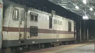 12591 Powerful Superfast Train Passing Station | Gorakhpur to Yesvantpur | Guntakal Railway | SCR🚂🚄🚉