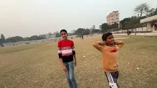 আমি কেন ছোটদের সাথে খেলি