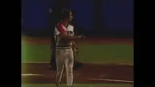 HOU@NYM: Dwight Gooden strikes out 12 and picks up his 7th victory (1984)