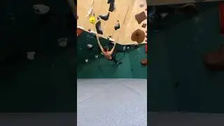 Static Climb #boulder #boulderingproblems #bouldersession #climbing #bouldering #escalade #klimmen