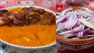 🥣 Fasole cu afumătură și ceapă roșie bătută – Rețetă tradițională ca la bunica 👵❤️