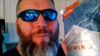 How to use a Wyeast Smack Pack (Big Robb Style... Smack that Beer Yeast!!)
