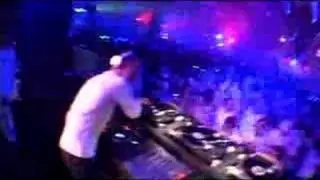 Bal en Blanc 11 in Montreal (2004)