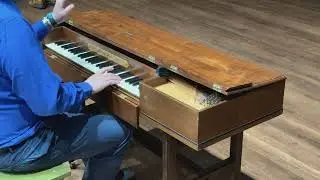 Square piano after Zumpe 1766 (John Watson replica, 1993) Johann Christian Bach - Sonata Op. 5 No. 2