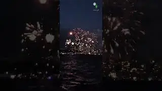Vancouver Fireworks Reflection on Water &ndash; Stunning Night in 4K