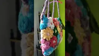 Crochet Puff Flower Mobile/Sling bag#trendingshorts #handmade #diy #flowers #crochet 🧶❤️🧶👜🧶❤️🧶