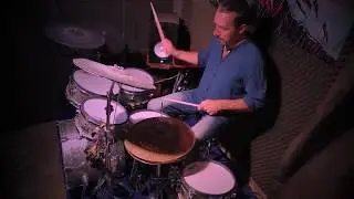Free Drumless Tracks  - THE HEAT -  Drums by Paolo Frigerio