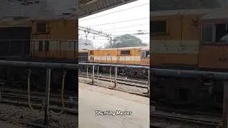 Shunting Master😎#youtubeshorts #indianrailways #shorts #railfans #trainlover #trainfans #raillovers