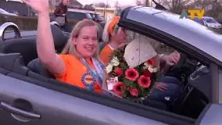 Special Olympics-winnaar Cynthia groots onthaald in Hank - Altena