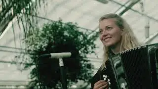 Justine Boesen - Stilhed f&oslash;r Stormen -  New Nordic Folk Music | Danish Folk Music