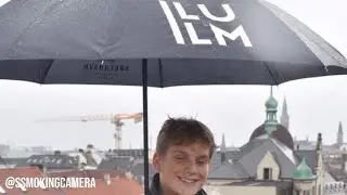 Hvad sker der Illum en fredag eftermiddag? Vi bes&oslash;ger Illum Fashion Show