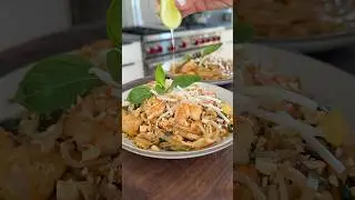 Shrimp pad thai✨
