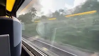 À bord d’un TGV Atlantique sur la ligne classique entre Saint-Pierre-des-Corps et Châtellerault