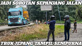 MANTAP !! Skill Sopir Diatas Rata2, Truk Keren Asal Jepang Libas Habis Semua Tanjakan Sitinjau Lauik