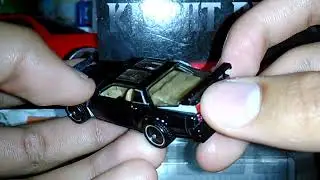 Review Hot Wheels Premium 