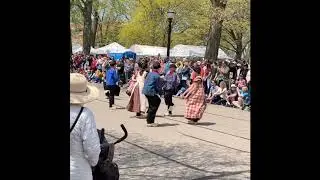 Dutch kids dance at Holland Fest #holland #dutch