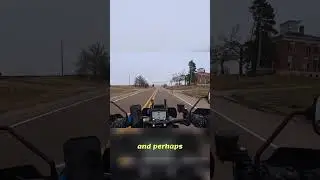 Опасности езды на мотоцикле зимой: соль, снег и резкие повороты.
