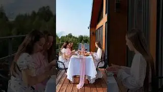 А вы бы поехали отдыхать с незнакомыми людьми? #travel #ugc #влог #подружки #тренды #поездка