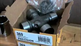 2004 Nissan Titan Front Driveshaft U-joint Replacement